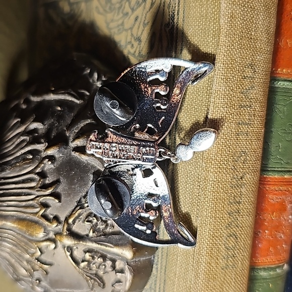 Silver Harry Potter Horcrux Diadem Pin - Picture 2 of 2